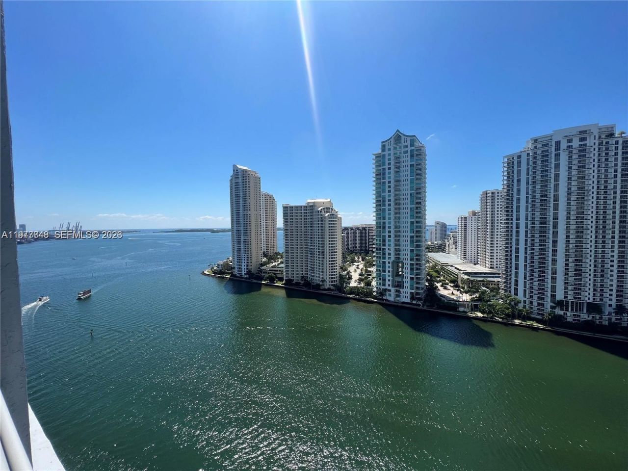 325 S Biscayne Blvd , Unit 2415, Miami, FL 33131 Photo