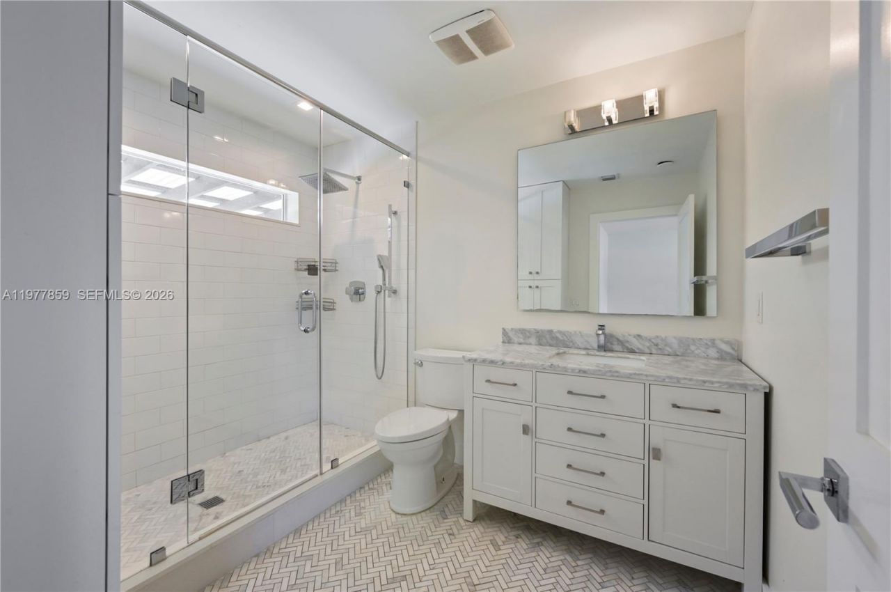 7750 SW 16th St , Miami, FL 33155 Photo