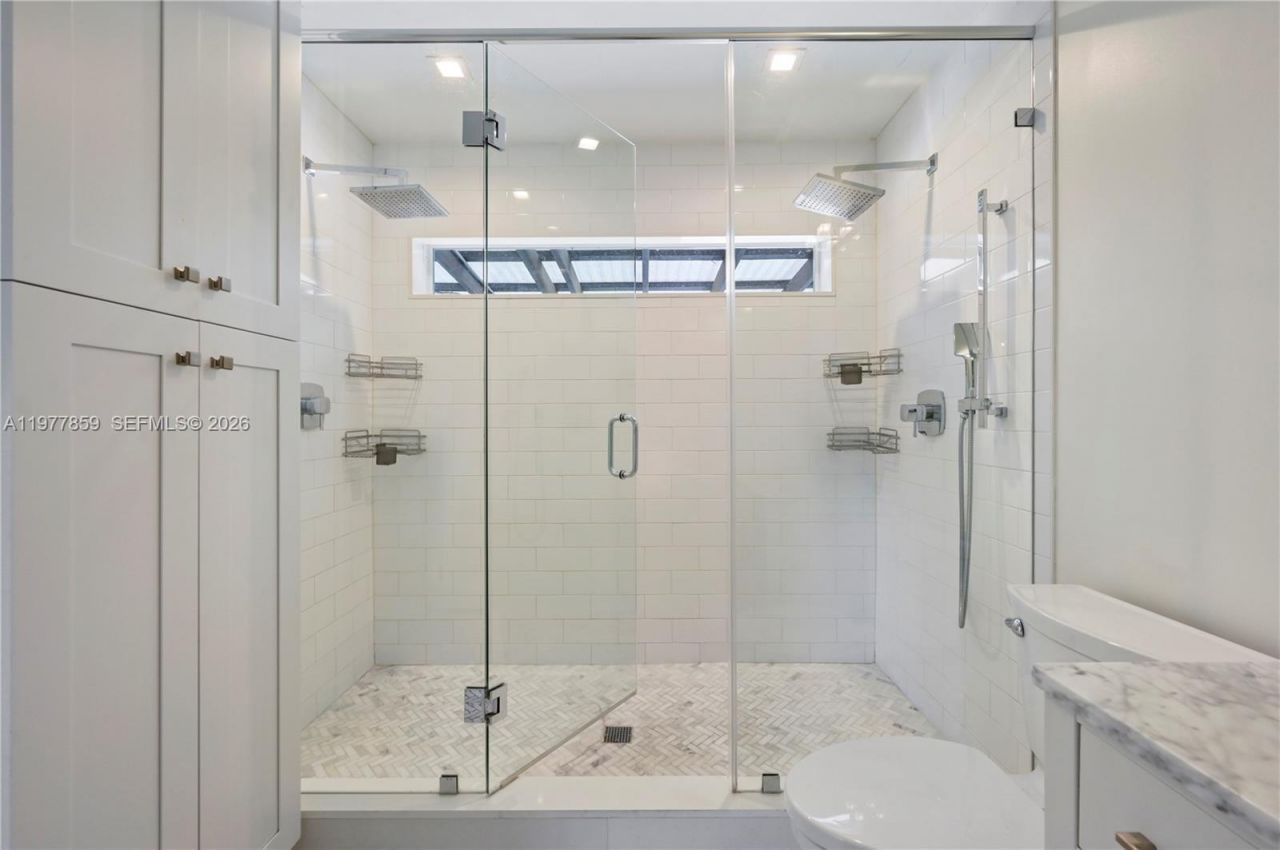 7750 SW 16th St , Miami, FL 33155 Photo