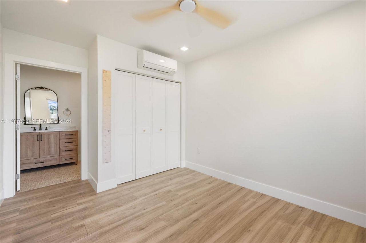 7750 SW 16th St , Miami, FL 33155 Photo