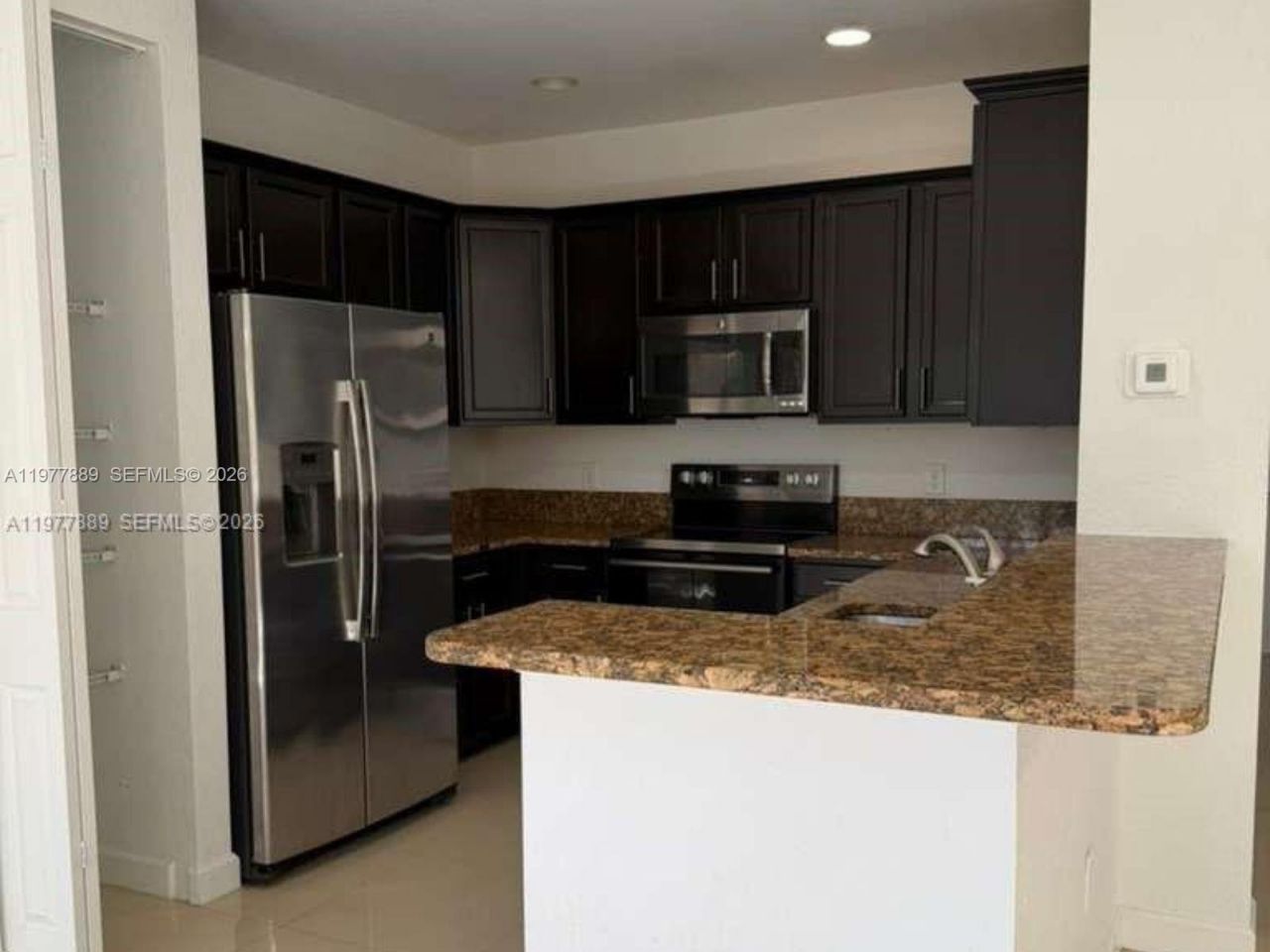 12350 S Village Cir , Davie, FL 33325 Photo