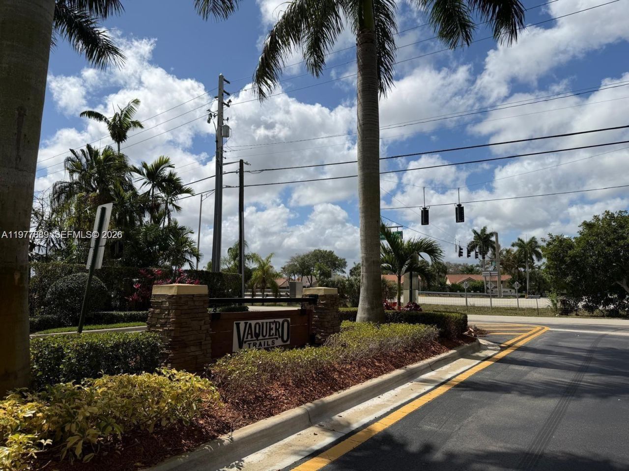 12350 S Village Cir , Davie, FL 33325 Photo