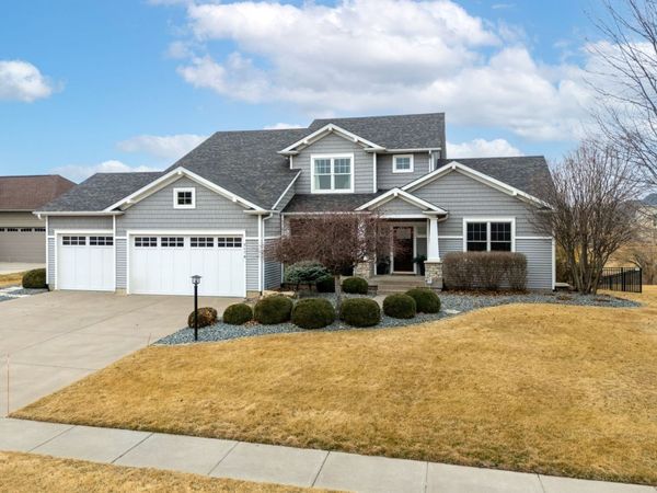 3178 Westminster Road, Bettendorf, IA 52722