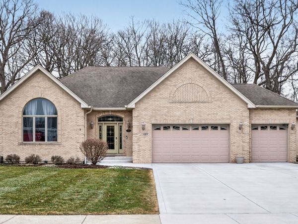 127 Rose Drive, Bloomingdale, IL 60108