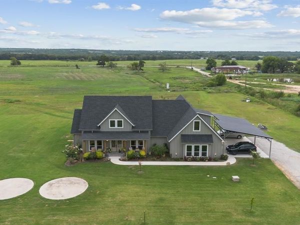 109 County Road 2696, Alvord, TX 76225