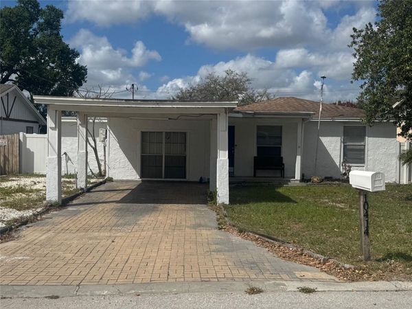 10414 N HARTTS DRIVE , TAMPA, FL 33617