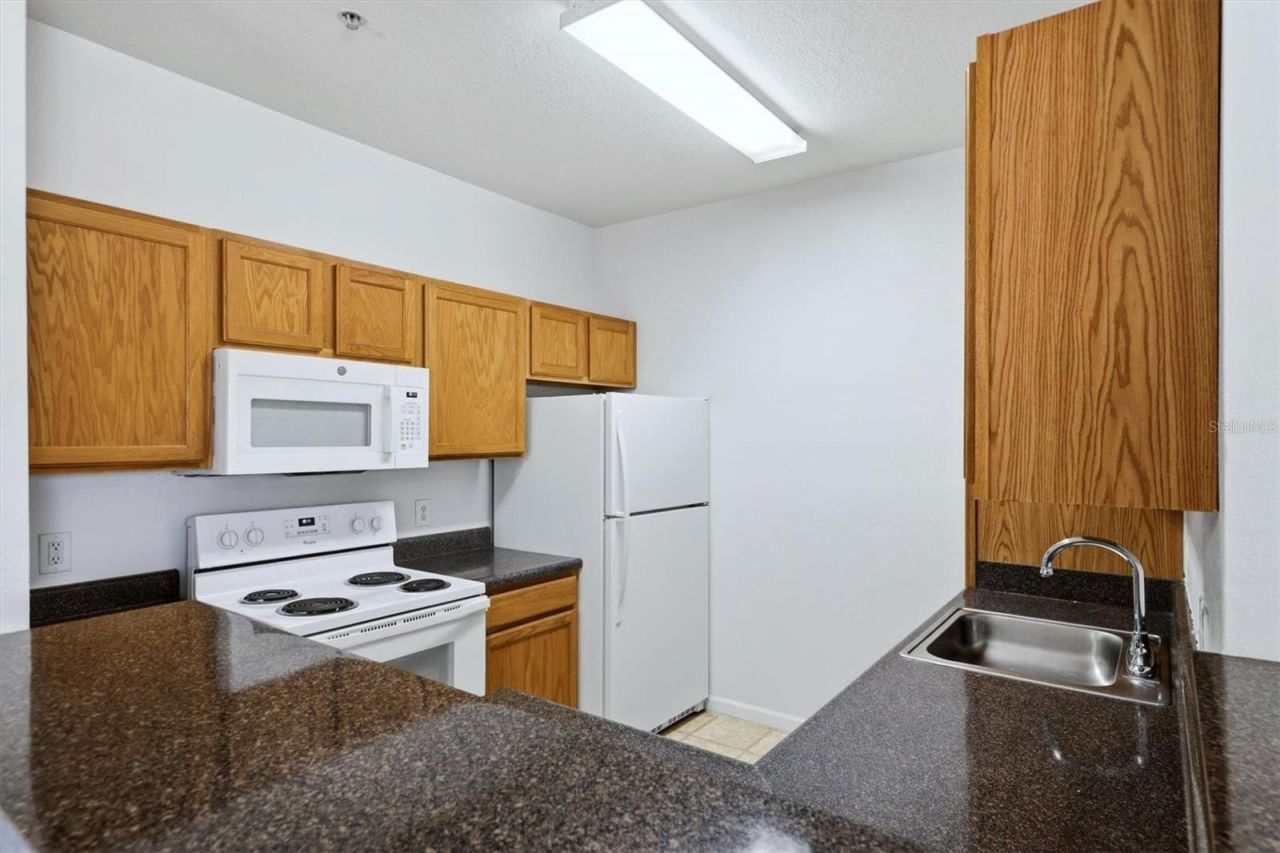 4802 51st Street W, Unit 1703, Bradenton, FL 34210 Photo