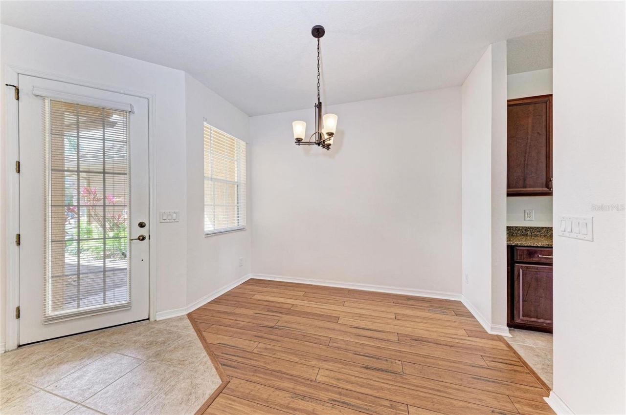 8160 Villa Grande Ct, Sarasota, FL 34243 Photo