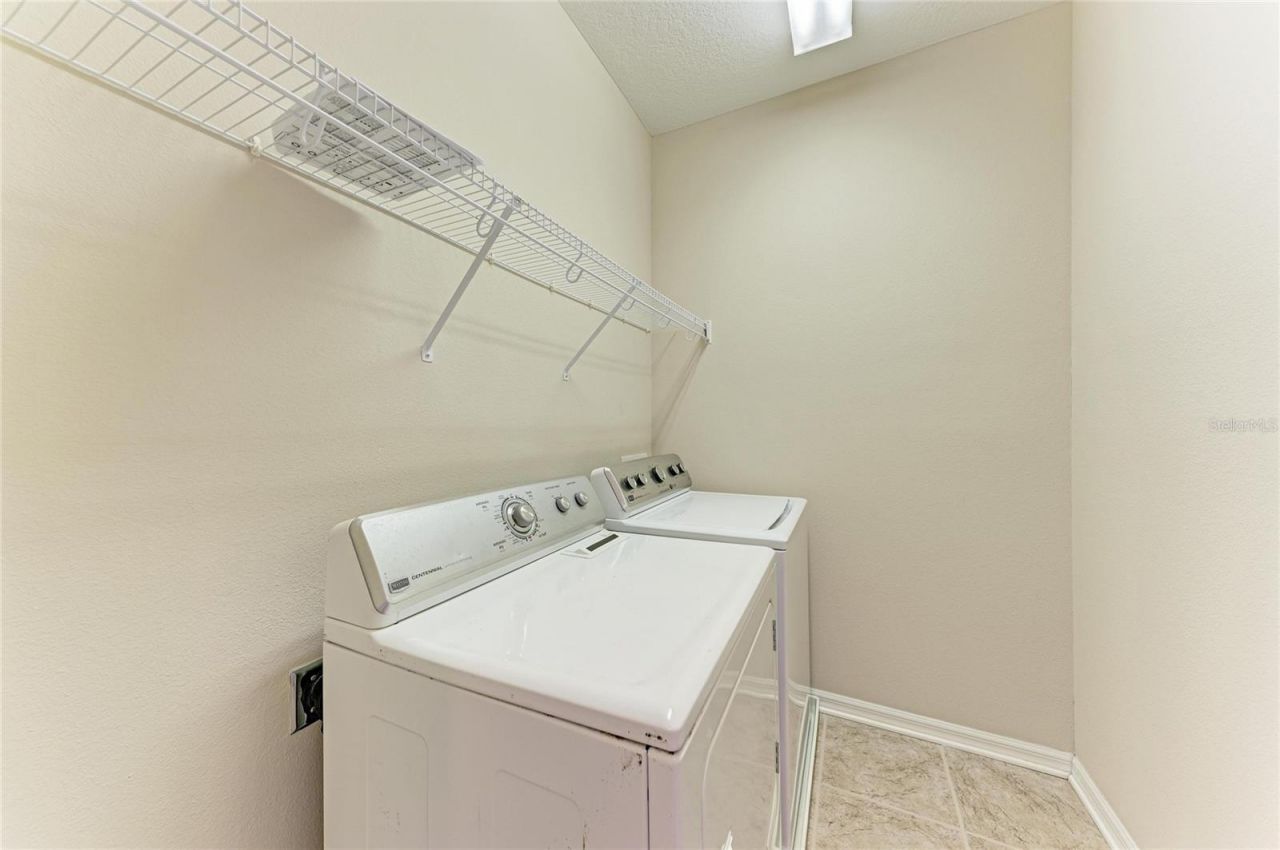 8160 Villa Grande Ct, Sarasota, FL 34243 Photo