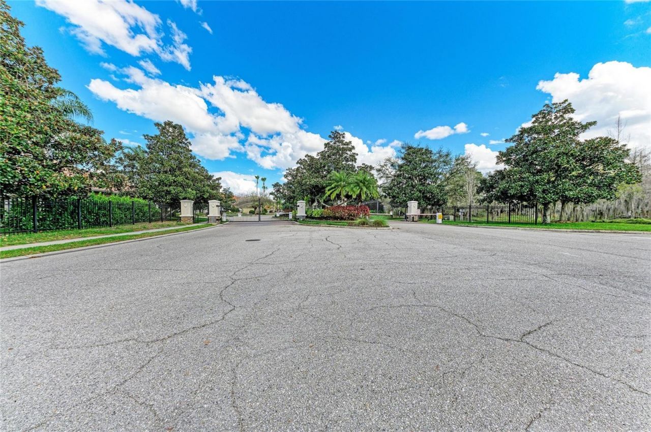 8160 Villa Grande Ct, Sarasota, FL 34243 Photo