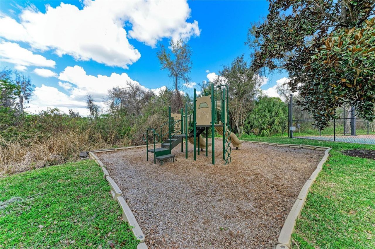 8160 Villa Grande Ct, Sarasota, FL 34243 Photo