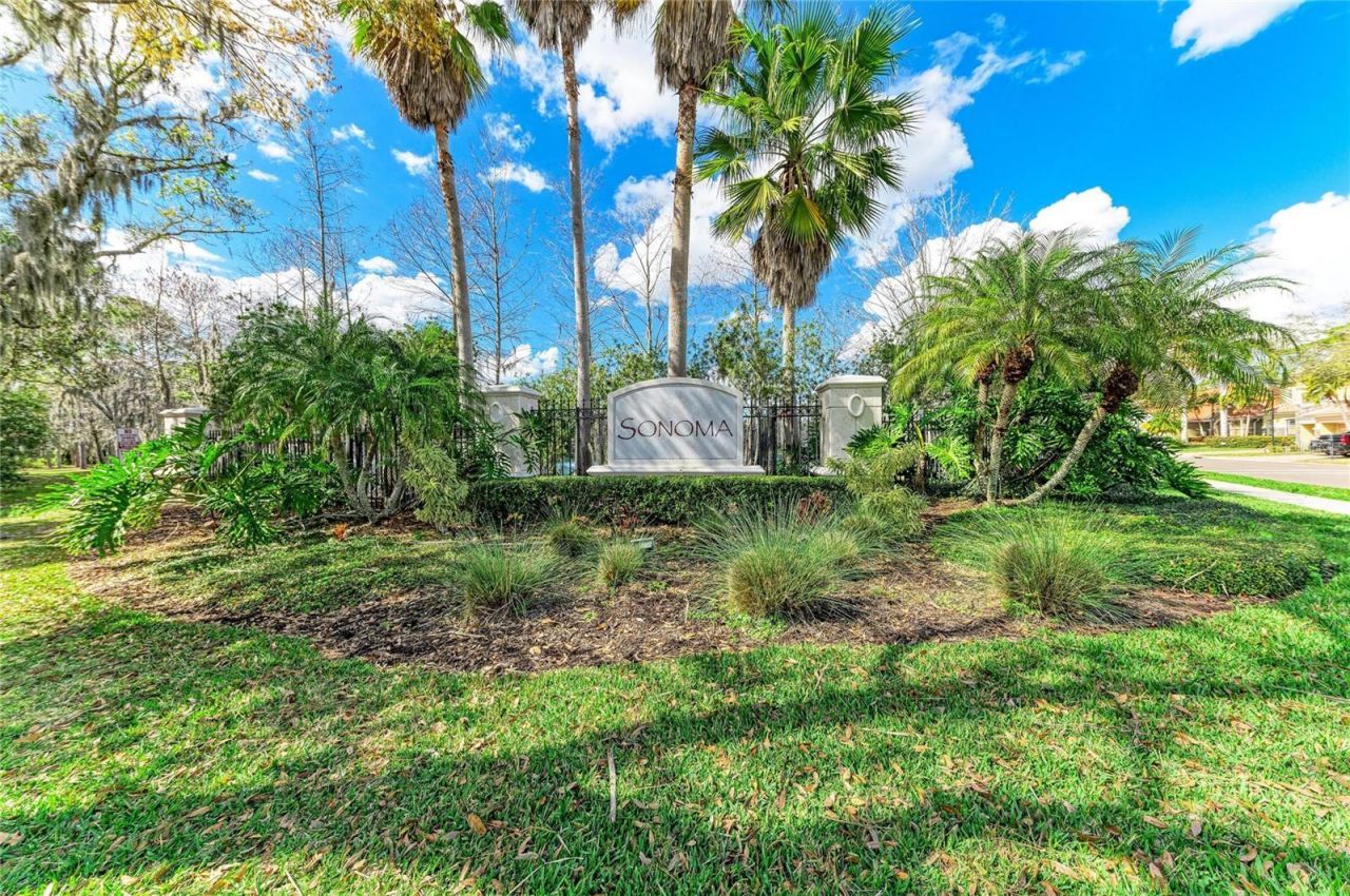 8160 Villa Grande Ct, Sarasota, FL 34243 Photo