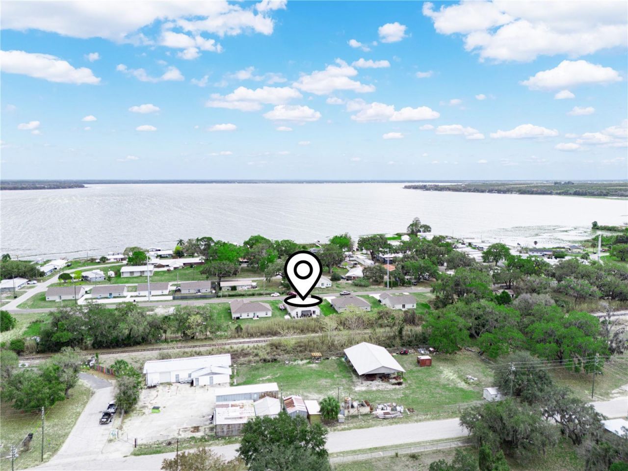 266 S Lake Avenue, Frostproof, FL 33843 Photo