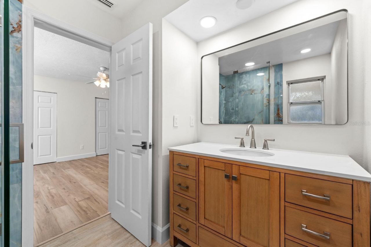 4540 Bayshore Boulevard Ne, Saint Petersburg, FL 33703 Photo