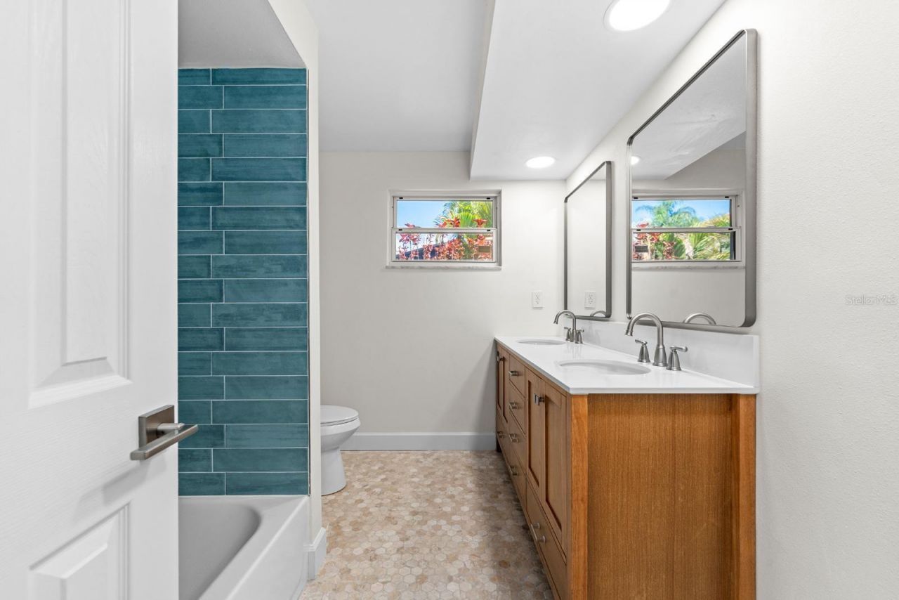 4540 Bayshore Boulevard Ne, Saint Petersburg, FL 33703 Photo