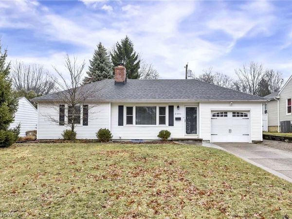 2481 N Haven Boulevard , Cuyahoga Falls, OH 44223