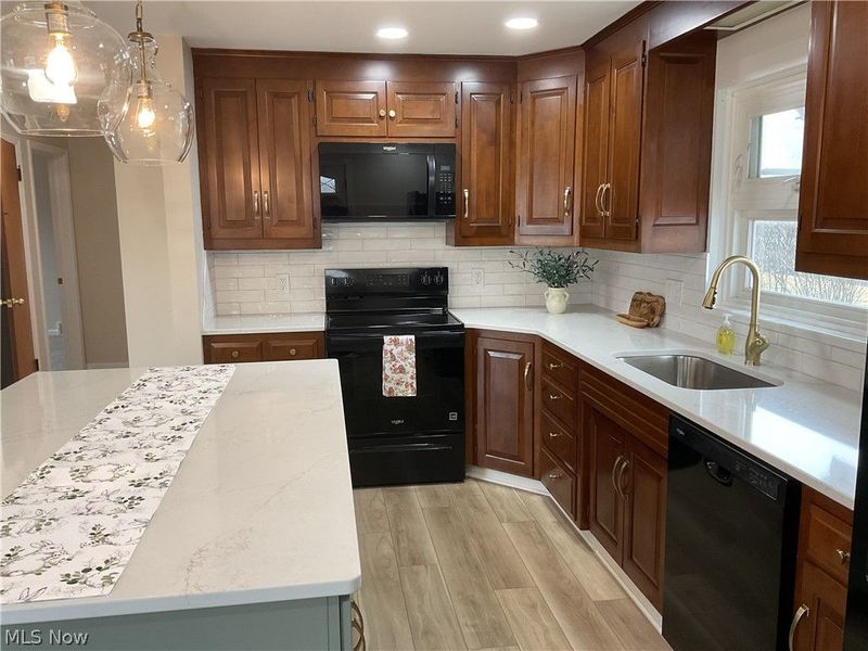 1127 Valleyview Avenue SW, Canton, OH 44710 Photo 5