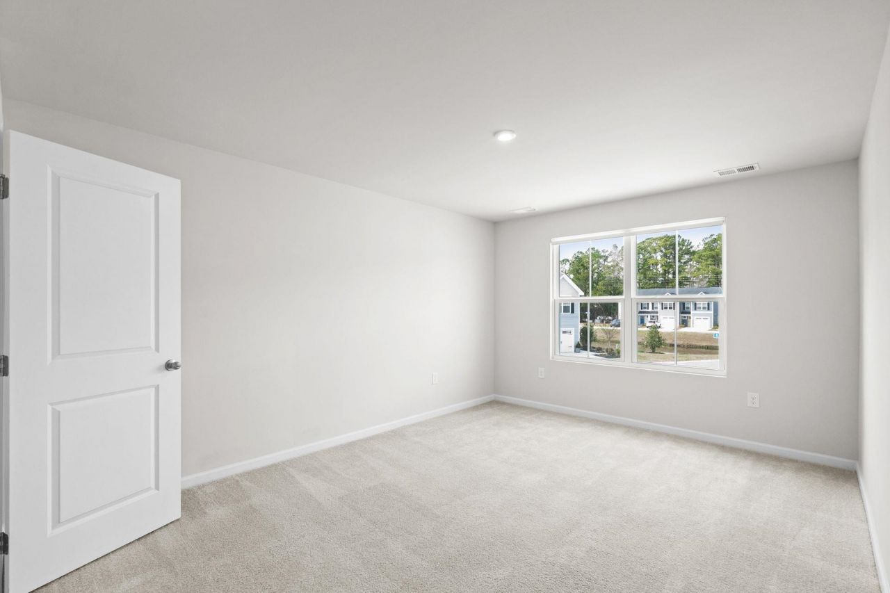 400 El Camino Dr. Photo 15