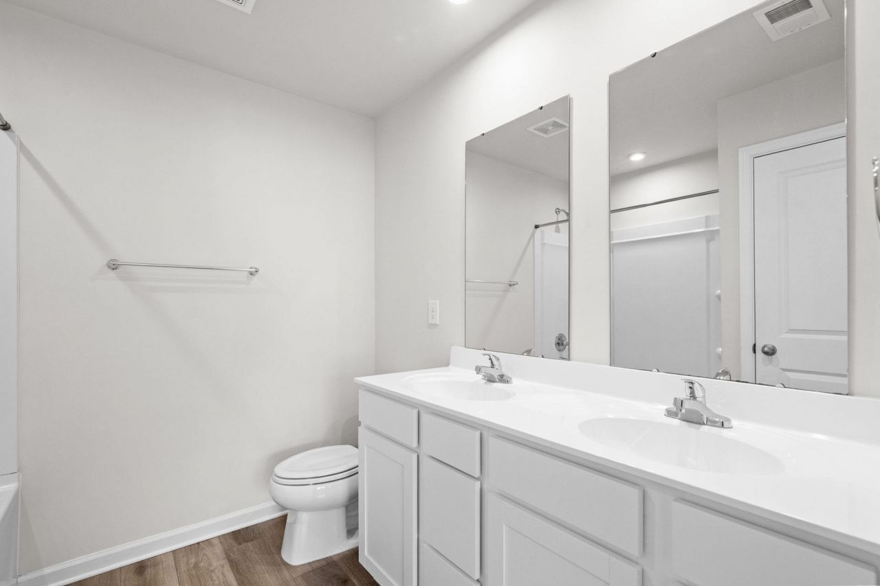 400 El Camino Dr. Photo 20