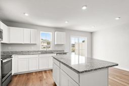 400 El Camino Dr. photo 4