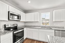 400 El Camino Dr. photo 4