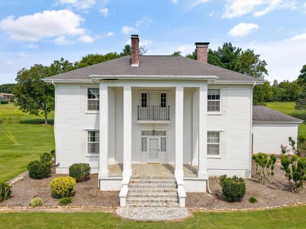 307 N Burn Rd, Niota, TN 37826