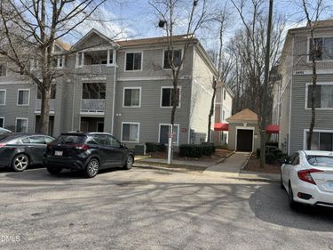 1431 Collegiate Circle, Unit 101, Raleigh, NC 27606