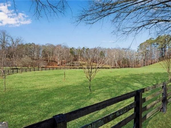 111 Allmond Lane, Alpharetta, GA 30004