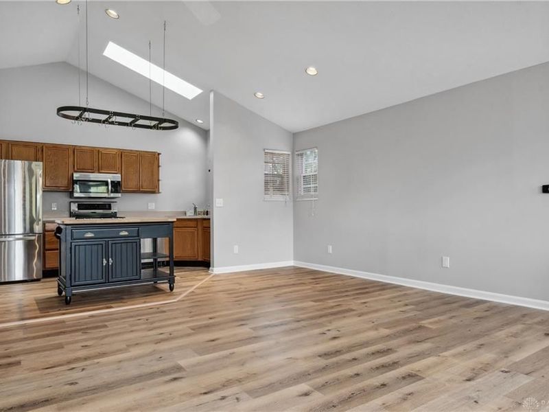 108 Nantucket, Dayton, OH 45458 Photo 13