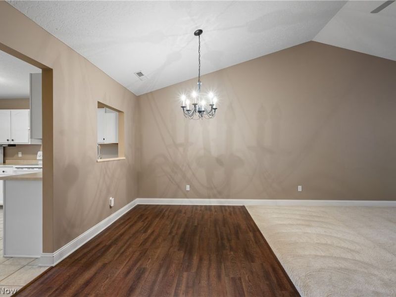 1458 Chesapeake Avenue, Louisville, OH 44641 Photo 14