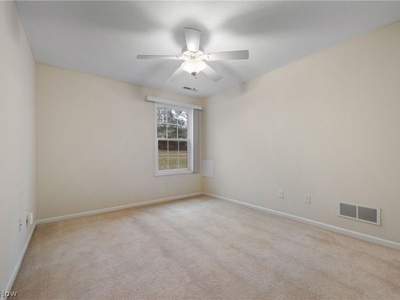 1458 Chesapeake Avenue, Louisville, OH 44641 Photo 20