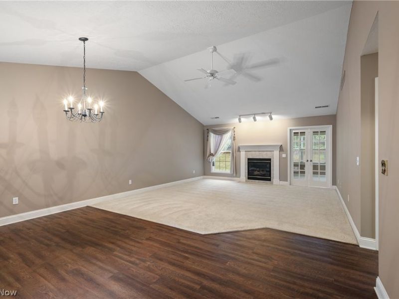 1458 Chesapeake Avenue, Louisville, OH 44641 Photo 3