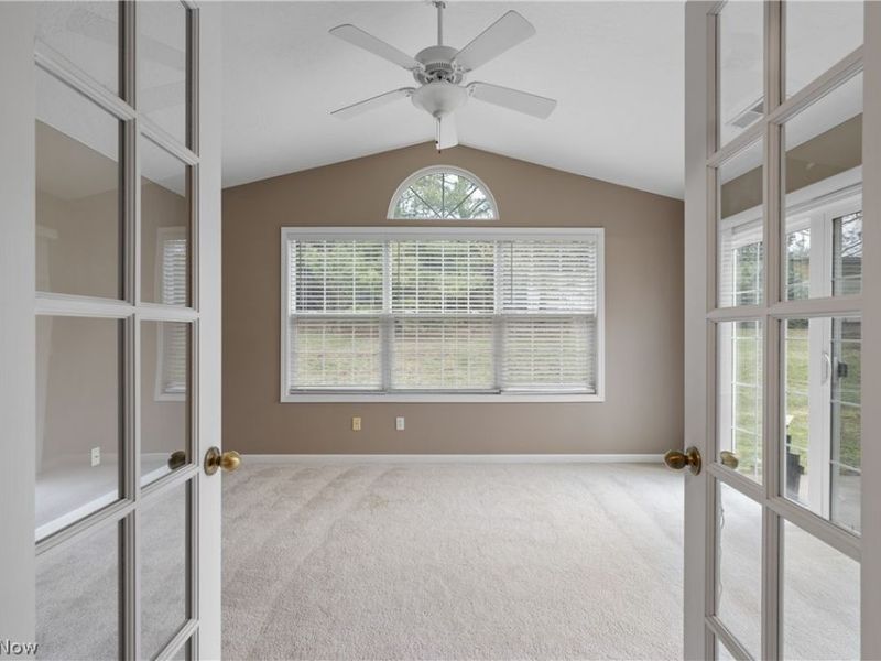 1458 Chesapeake Avenue, Louisville, OH 44641 Photo 8