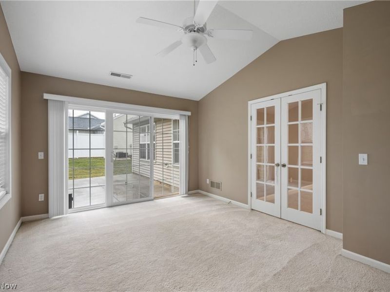 1458 Chesapeake Avenue, Louisville, OH 44641 Photo 9