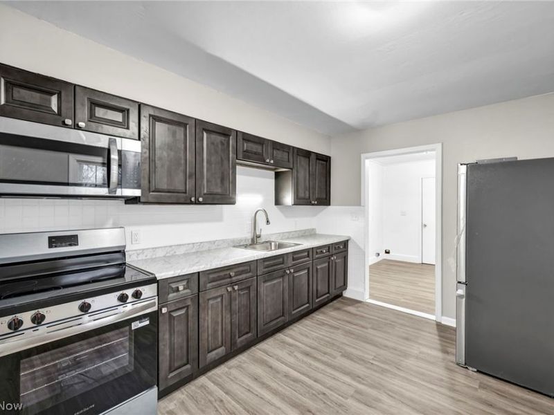 4882 Belle Meadow Road, Mentor, OH 44060 Photo 2