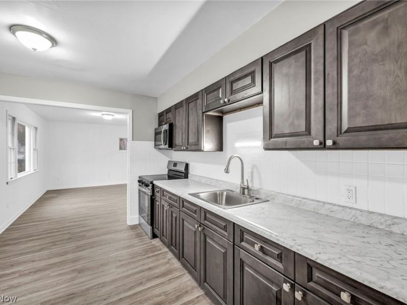 4882 Belle Meadow Road, Mentor, OH 44060 Photo 5