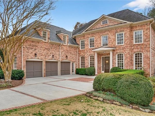 575 Trimble Lake Court, Atlanta, GA 30342