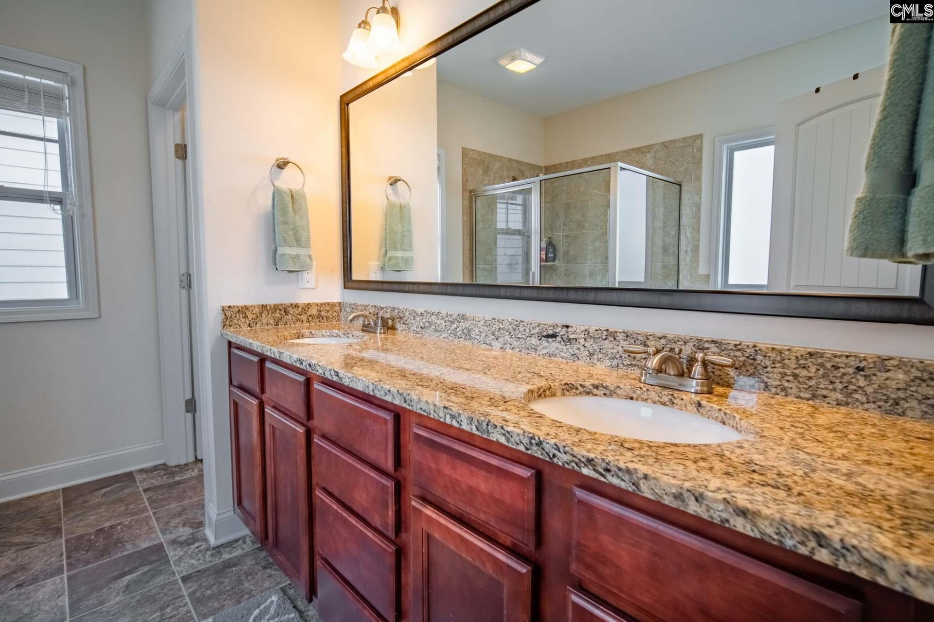 213 Sunset Point Drive Photo 18