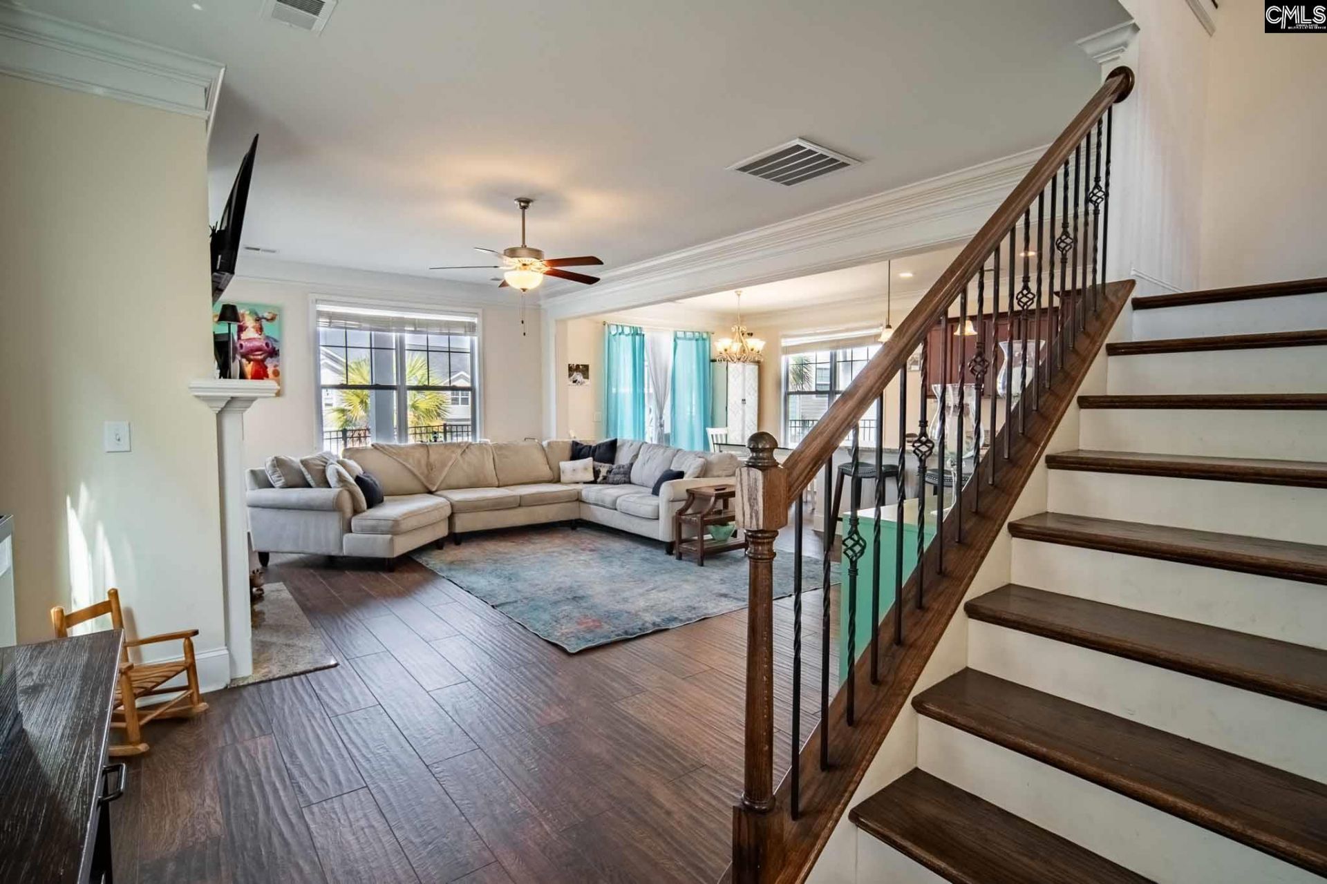 213 Sunset Point Drive Photo 4