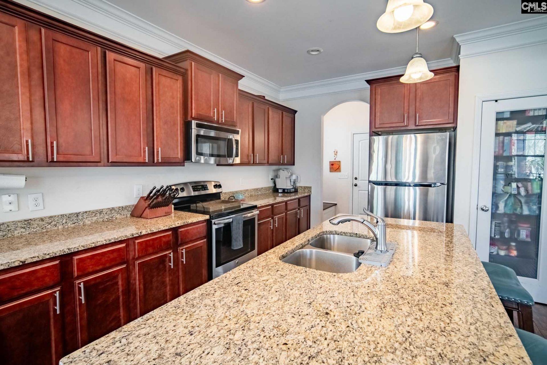 213 Sunset Point Drive Photo 8