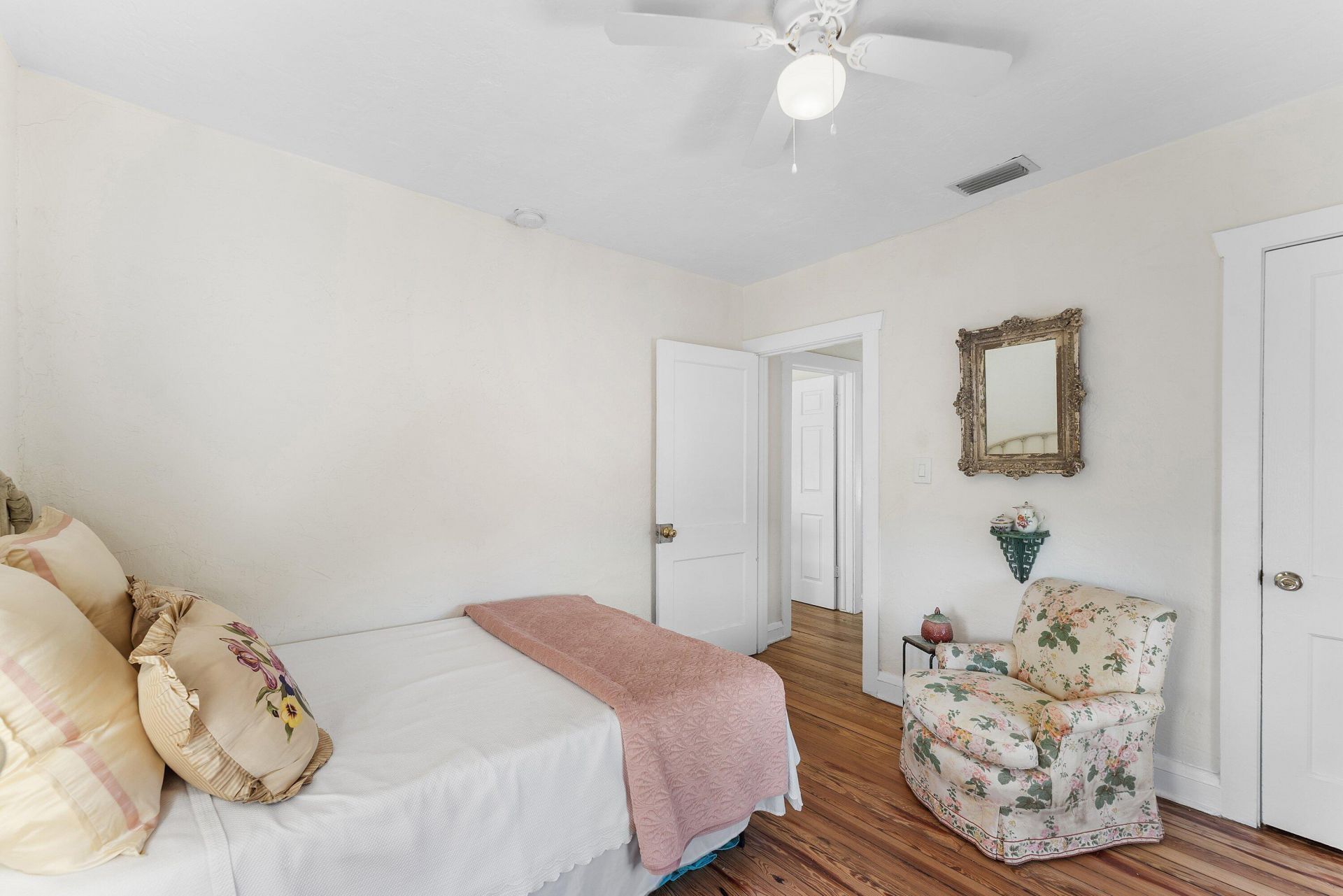 825 34th Street, West Palm Beach, FL 33407 Photo