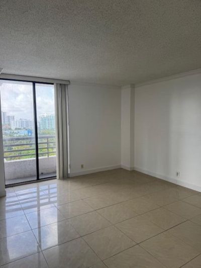 3300 NE 191st Street, Unit 1114, Aventura, FL 33180 Photo