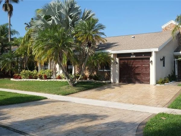 531 SW 167th Ter, Weston, FL 33326
