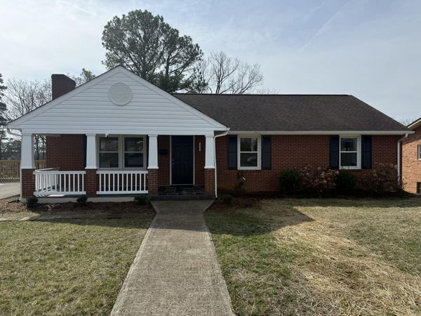 3428 Kershaw RD NW, Roanoke, VA 24017