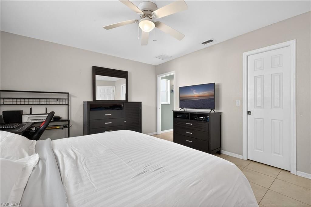 113 NW 14th St , Cape Coral, FL 33993 Photo