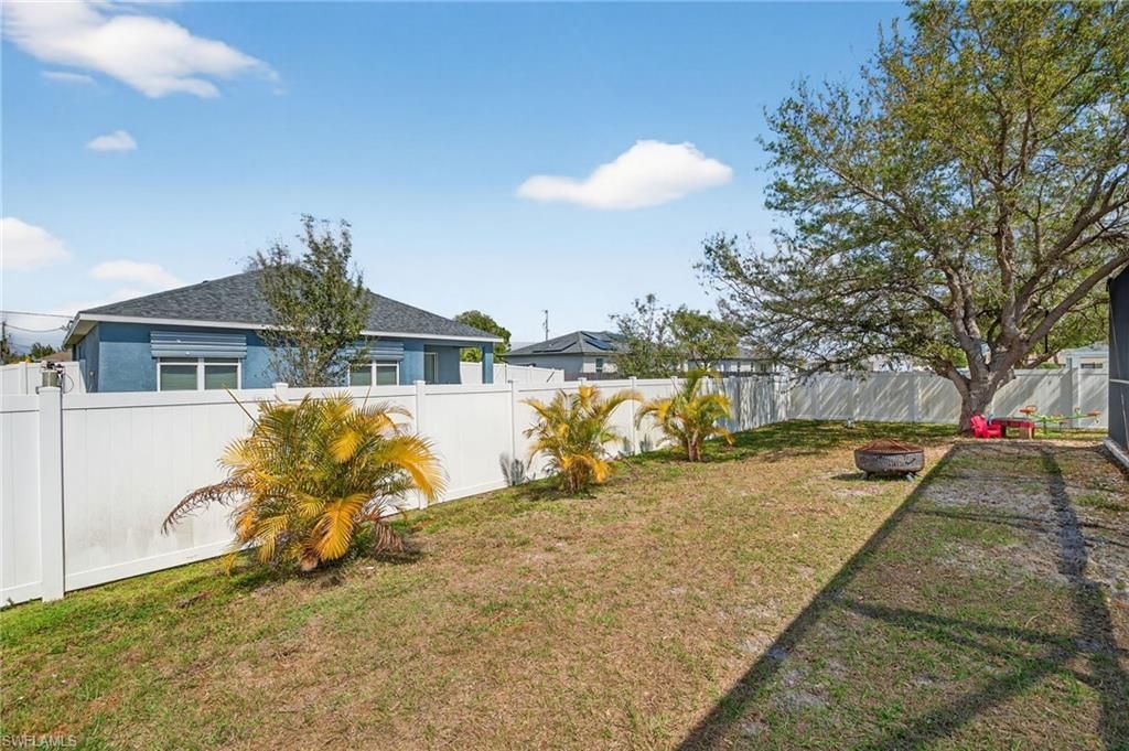 113 NW 14th St, Cape Coral, FL 33993 Photo