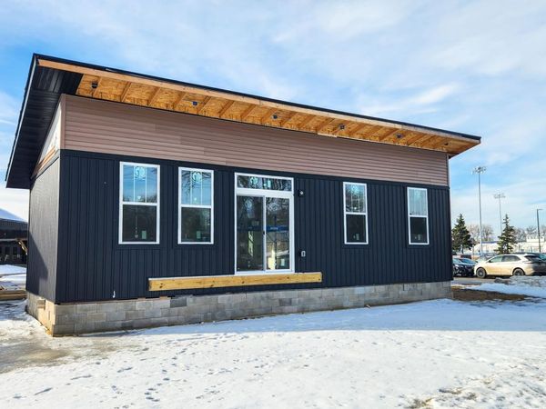 801 17th Avenue N, Fargo, ND 58102