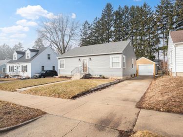 1539 7th Avenue NE, Rochester, MN 55906