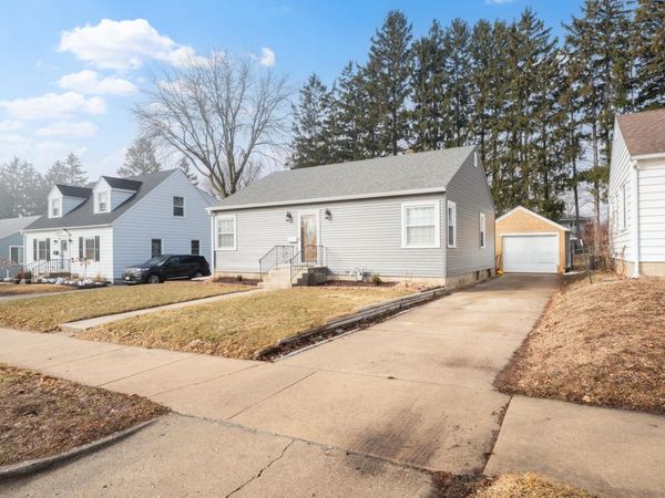 1539 7th Avenue NE, Rochester, MN 55906