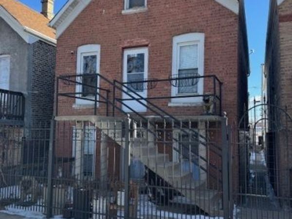 2823 S Troy Street, Chicago, IL 60623